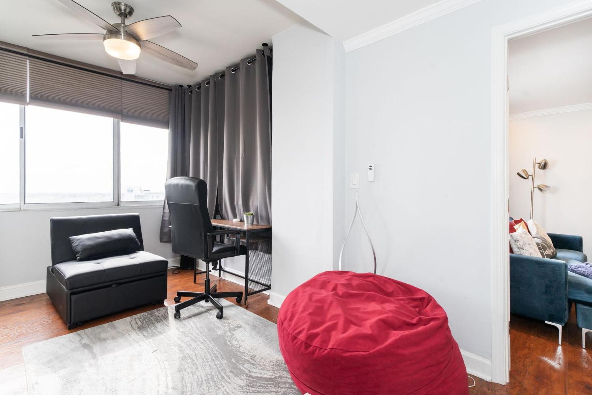 21Floor-Renovated 2Br,1Bath King And Queen Bed And Parking AtlantaAtlanta  Kültér fotó