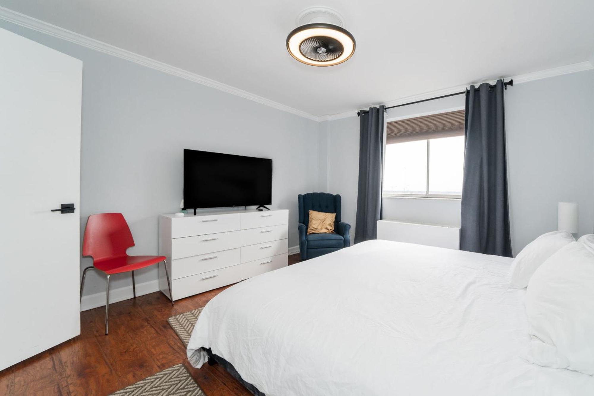 21Floor-Renovated 2Br,1Bath King And Queen Bed And Parking AtlantaAtlanta  Kültér fotó