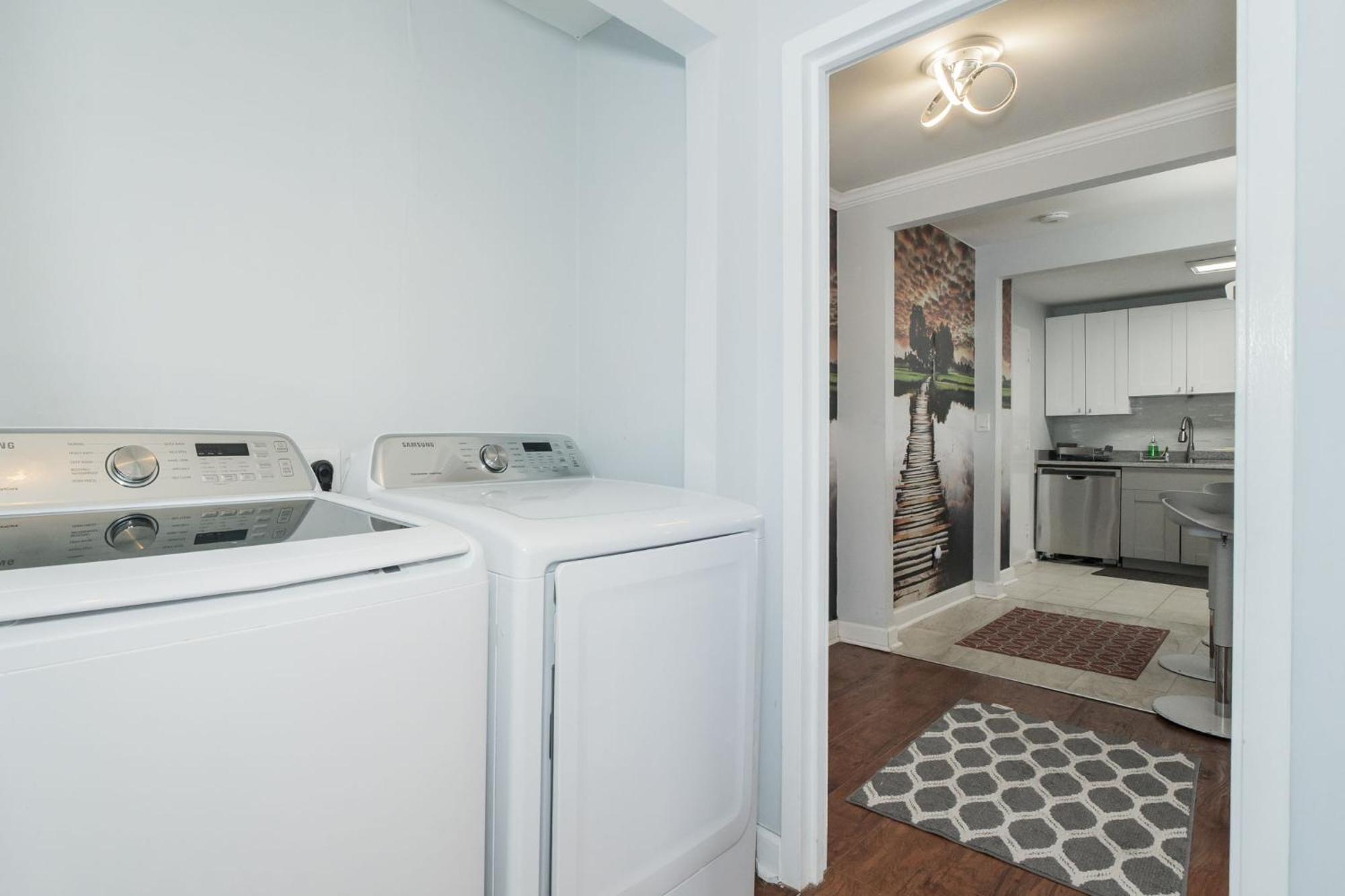 21Floor-Renovated 2Br,1Bath King And Queen Bed And Parking AtlantaAtlanta  Kültér fotó